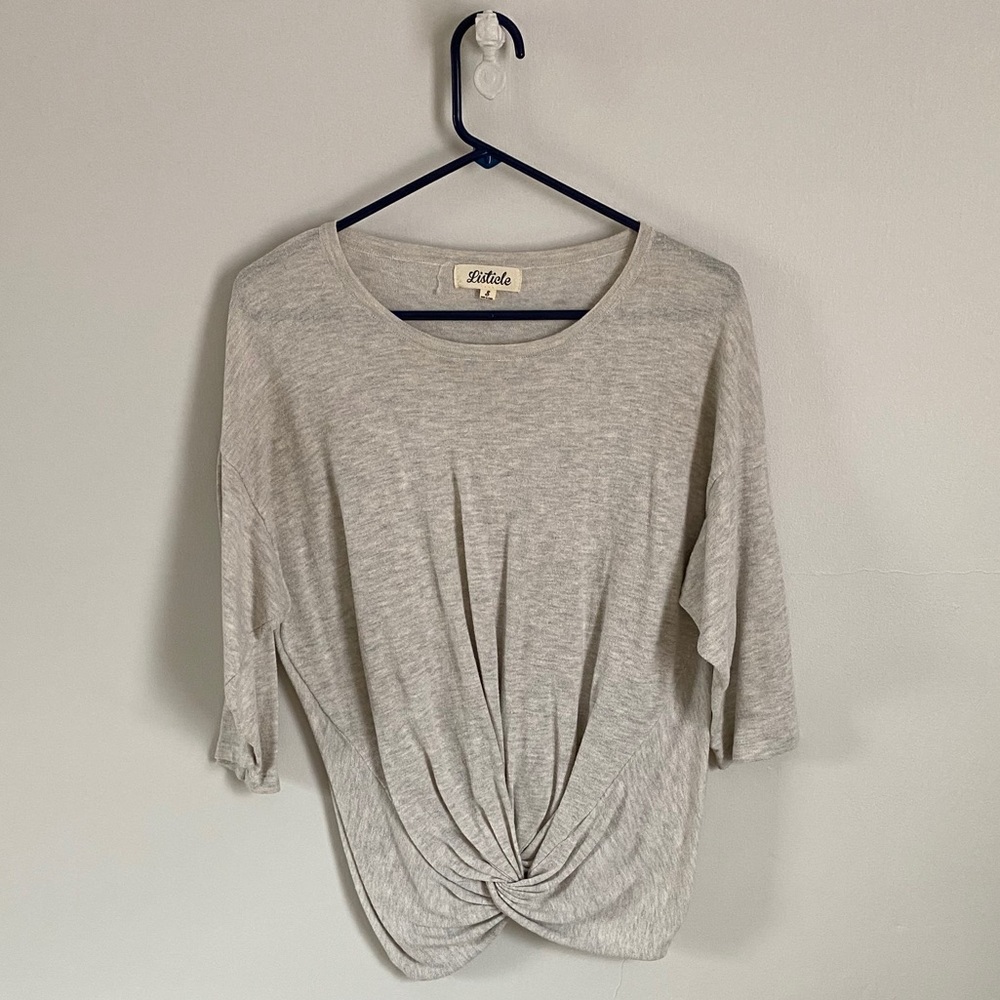 Gray quarter length sleeve top